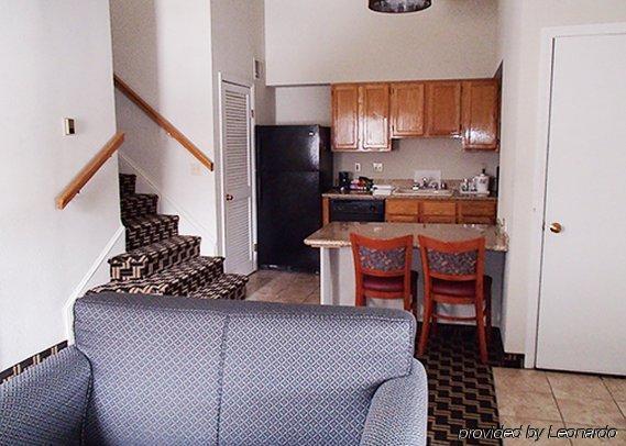 Quality Suites Hunt Valley Exterior photo