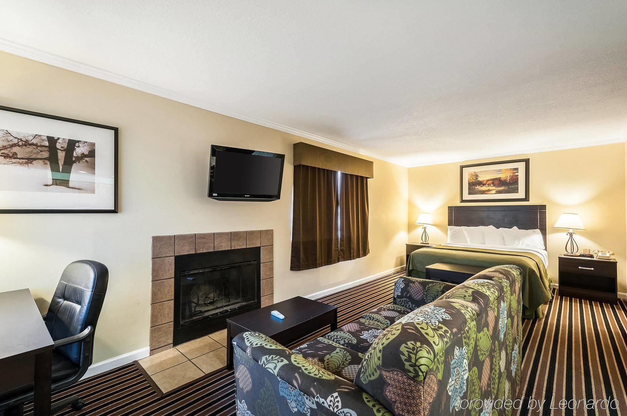Quality Suites Hunt Valley Exterior photo